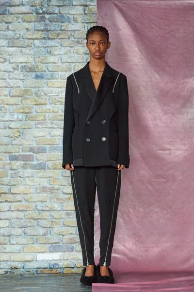 Look 4